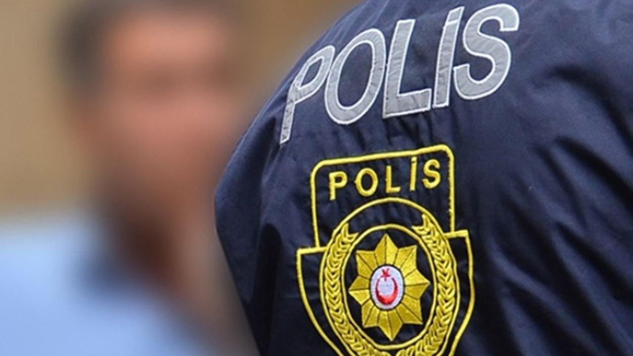 Yetkisiz belge düzenleme, tedavüle sürme