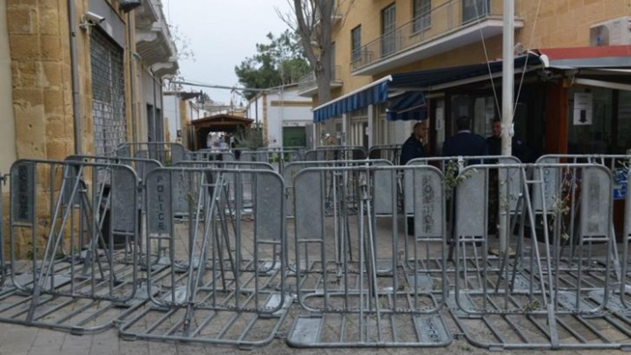 İki Toplumlu Sağlık Komitesi, sınır kapılarından geçişlerin normale dönmesini görüşecek