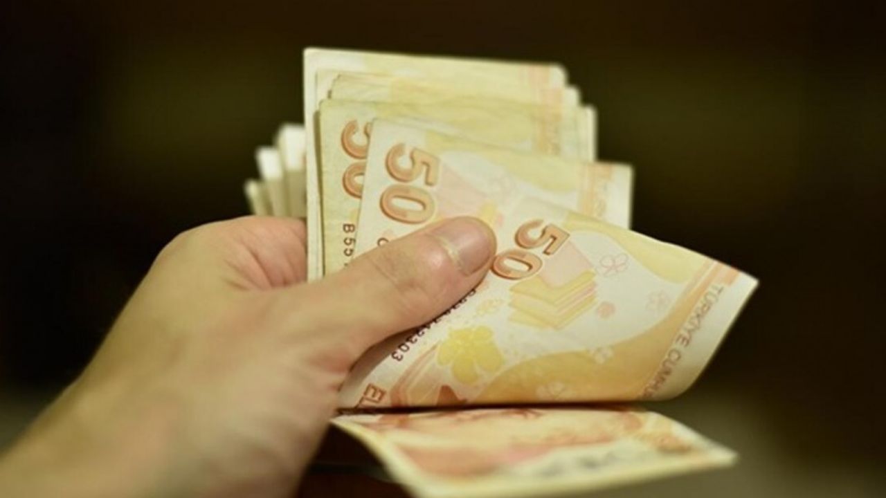 Hür-İş Asgari Ücret Tespit Komisyonu’nu toplantıya çağırdı