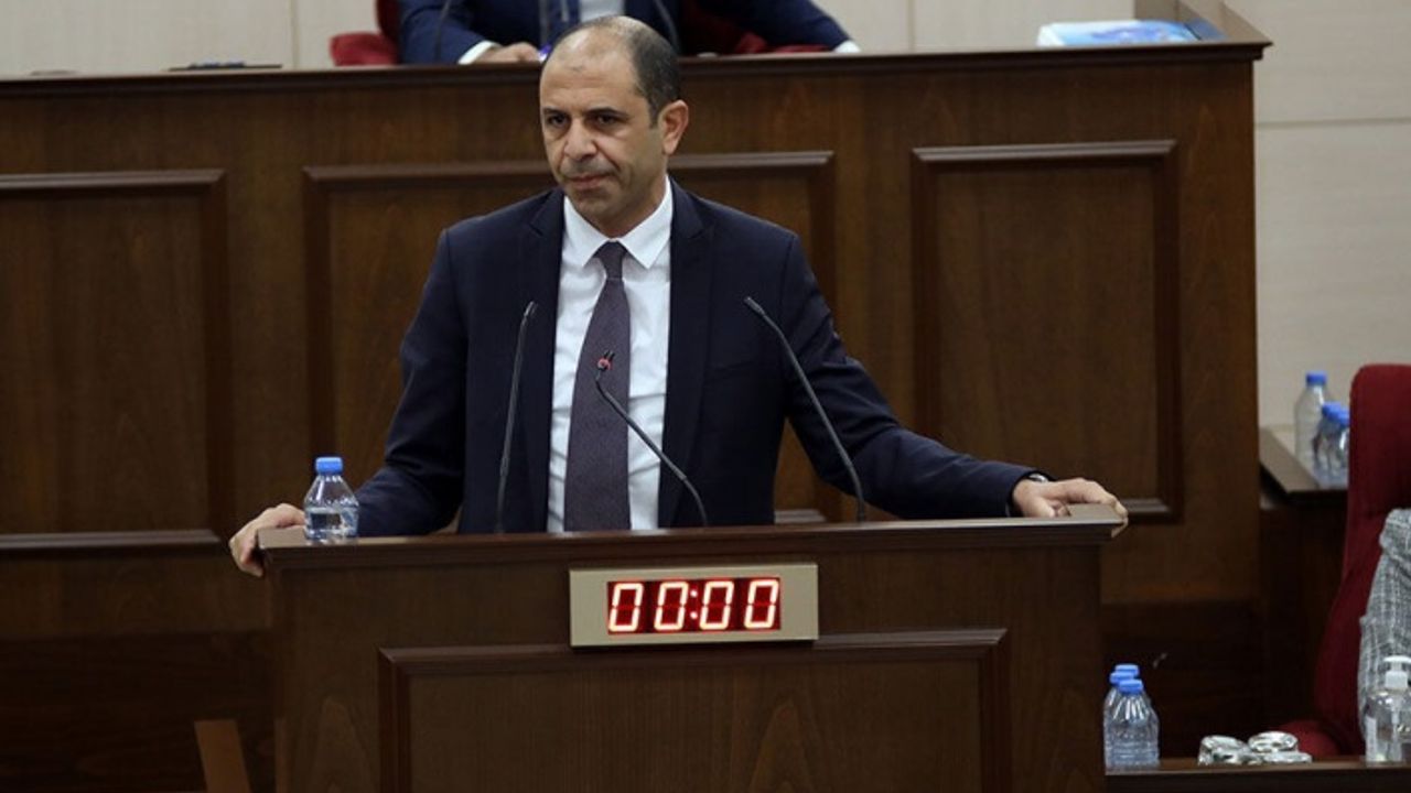 “Yamalı bohça hükümet kurarak, ülkeyi hükümetsiz bıraktınız”