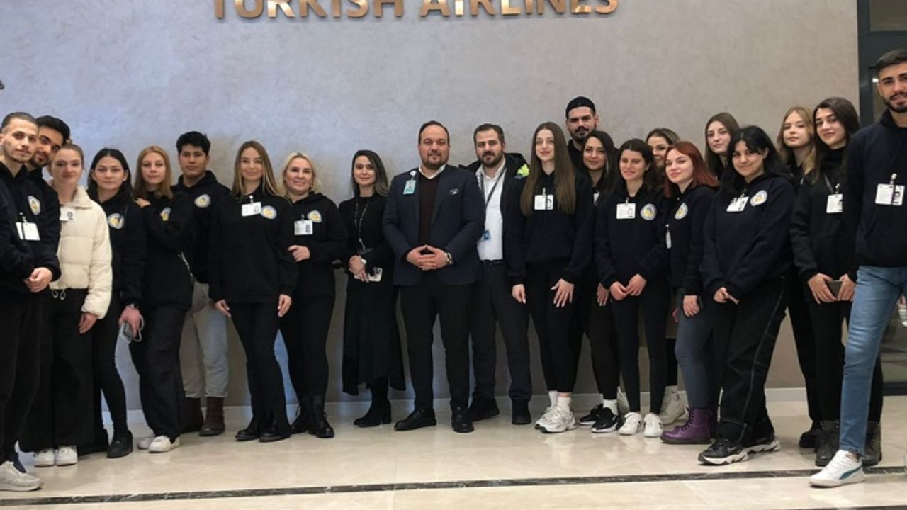 İstanbul'da model maket ve havalimanı eğitimi aldılar