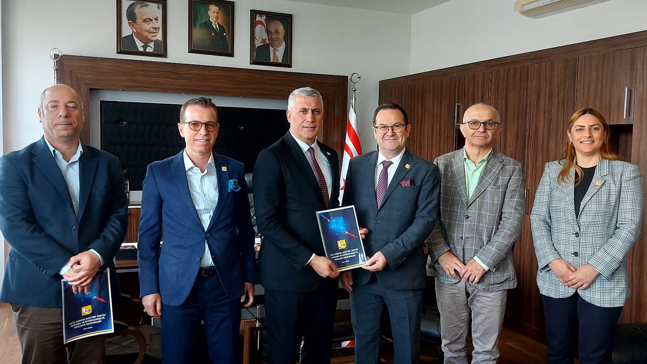 Ekonomi ve Enerji Bakanı Amcaoğlu KTTO heyetini kabul etti