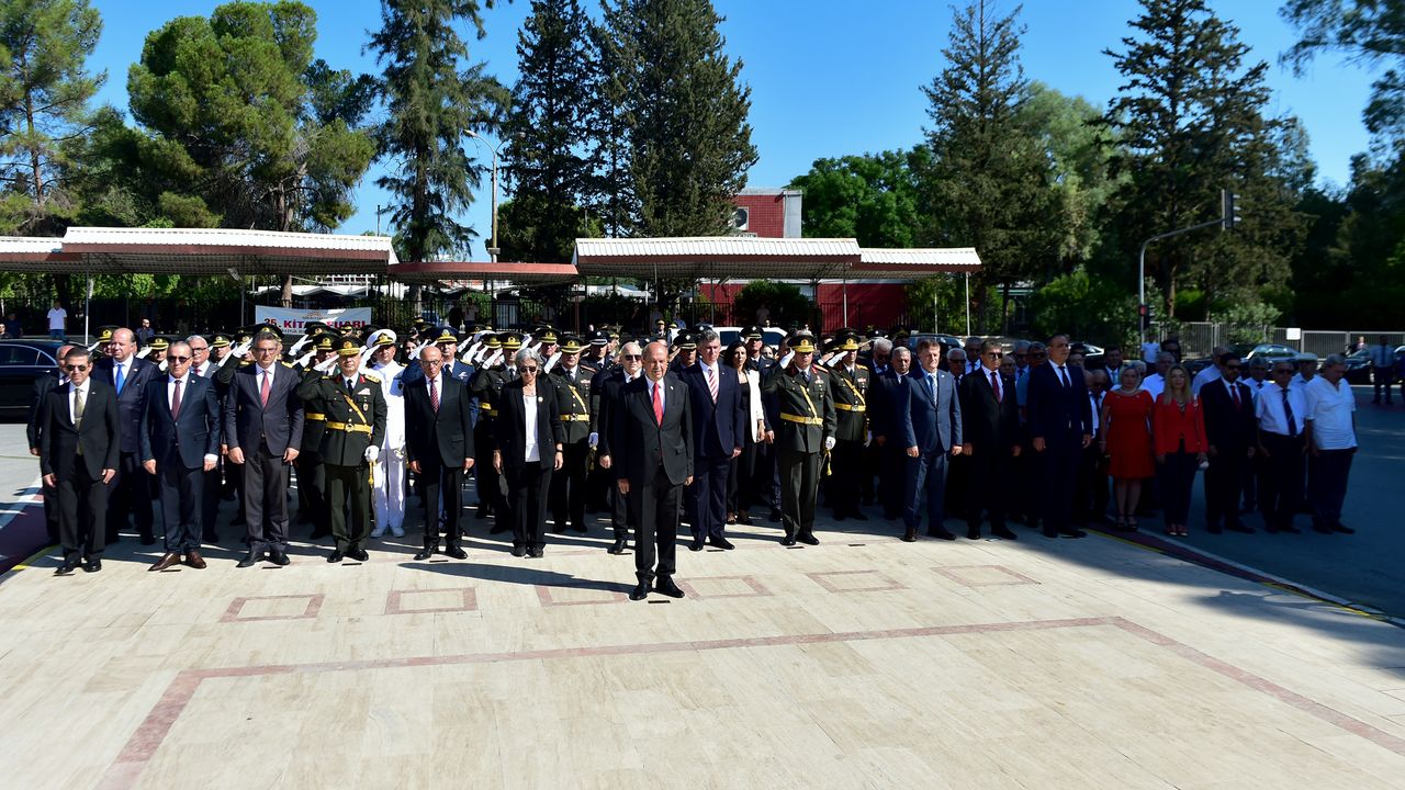 30 Ağustos Zafer Bayramı Dolayısıyla Atatürk Anıtı'nda Tören Düzenlendi