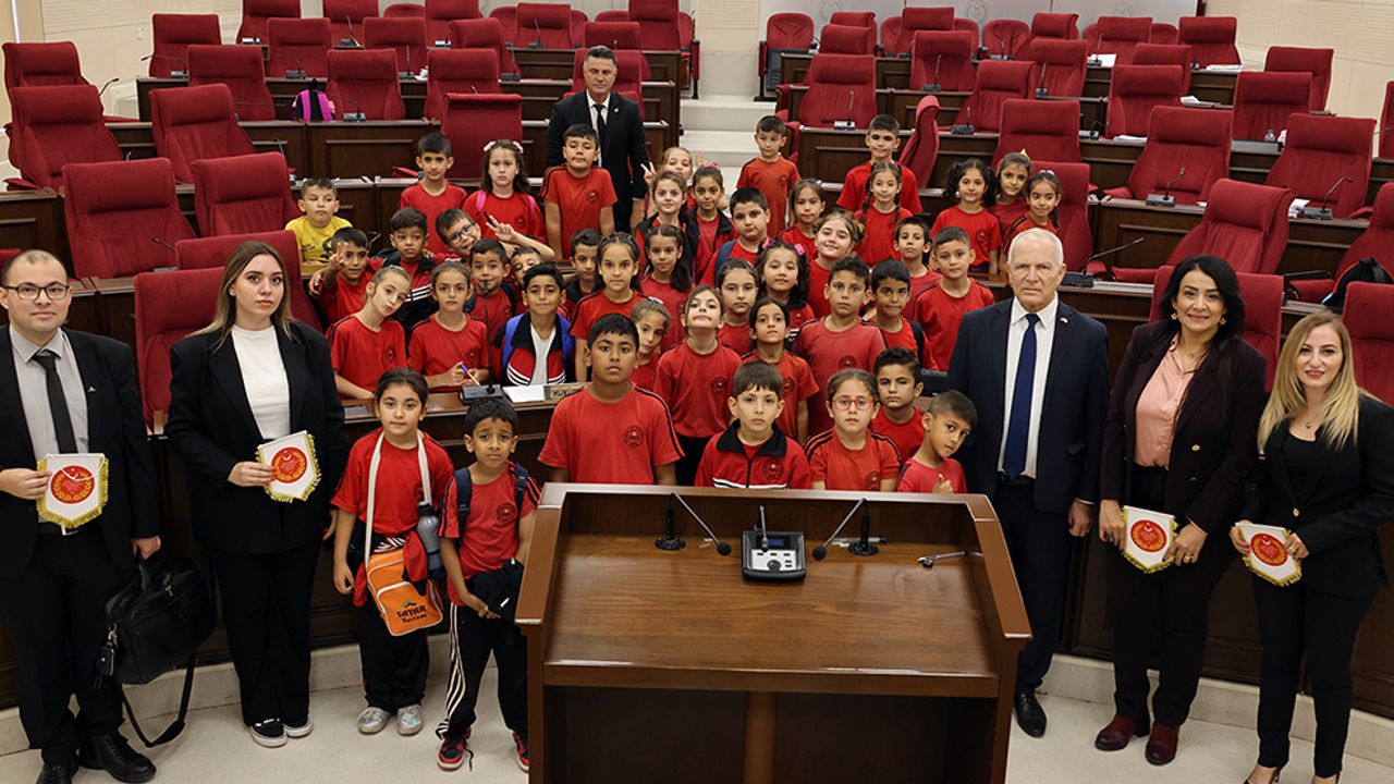 Haspolat İlkokulu öğrencileri Cumhuriyet Meclisi’ni ziyaret etti