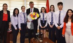 Büyükelçi Feyzioğlu, 20 Temmuz Fen Lisesi heyetini kabul etti
