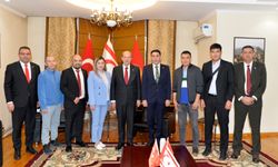Cumhurbaşkanı Tatar, KKTC üniversitelerinden mezun Kırgız vatandaşlarla bir araya geldi