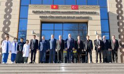 Cumhurbaşkanı Tatar, Kırgız-Türk Dostluk Hastanesi ve Maarif Okulu’nu ziyaret etti