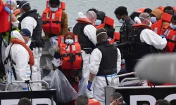 İngiltere'ye bu yıl teknelerle ulaşan göçmenlerin sayısı 10 bini geçti