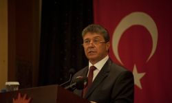 Üstel: "Atatürk’ün devrim ve inkılaplarını benimseyen Kıbrıs Türkü’nün kalbindeki müstesna yeri her zaman bakidir"