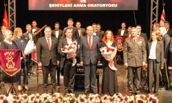 Tatar, Milli Mücadele ve Şehitleri Anma Oratoryosu'nu izledi