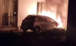 Park halindeki araç küle döndü!