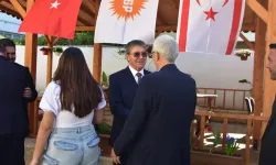 Başbakan Üstel, UBP'nin Köşklüçiftlik’teki Genel Merkezi'nde partililerle bayramlaştı