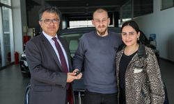 CTP Piyangosu’nun talihlisi BMW aracı teslim aldı