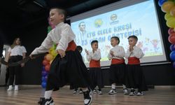 LTB El Ele Kreşi 23 Nisan'ı Şarkılarla, Oyunlarla, Danslarla Kutladı