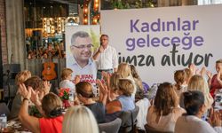 Erhürman: Bütün rozetleri kaldırdık; hepimizin kalbi çocuklarımız, torunlarımız için atıyor