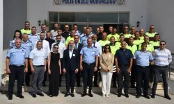 Polise uyuşturucu ve alkolmetre  test cihazlari bağışlandı