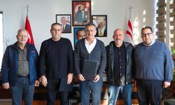 Gazimağusa’da 2. Etap Asfalt Yapım İşleri için sözleşme imzalandı