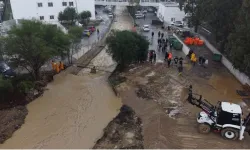Bakanlar Nalbantoğlu’nda taşkın riskine karşı incelemede: "An itibariyle herhangi bir sorun yoktur"