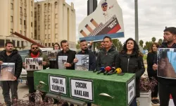 KTOEÖS’ten Başbakanlık ışıklarında tabutlu eylem