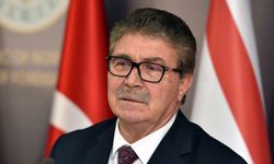 Başbakan Üstel, hükümetin ekonomiye yönelik destek paketini açıkladı