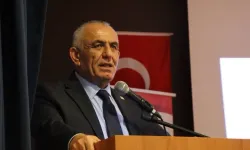 Çavuşoğlu: Devletin yükünü omuzlayan yüzlerce öğretmen adayı, açılan dava sonucunda hak kaybına uğratıldı