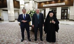 Erdoğan, Miçotakis ve Fener Rum Patriği ile görüştü