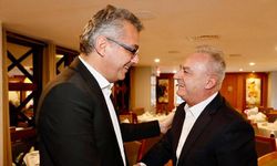 Cumhurbaşkanı Erhürman, DİSİ eski Başkanı Neofitu ile bir araya geldi