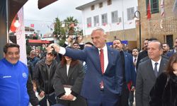 Ataoğlu ve Ersoy Selimiye Camii ile Ramazan Sokağı’nı ziyaret etti