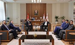 Cumhurbaşkanı Tufan Erhürman, Genç Avrasya Stratejik Araştırmalar Merkezi Başkanı ve beraberindeki heyeti kabul etti