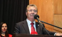 Ünal Üstel: Bizim devletimiz var, bayrağımız var, anavatanımız Türkiye Cumhuriyeti var