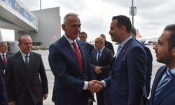 Ataoğlu, Türkiye Kültür ve Turizm Bakanı Ersoy’u Ercan Havalimanı’nda karşıladı