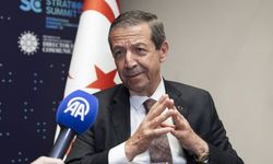 Ertuğruloğlu’ndan Güney Kıbrıs’a: Rüya görmeye devam edebilirler