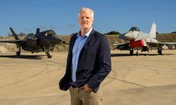 Birleşik Krallık Savunma Bakanlığı Müsteşarı: “Üslerin statüsü müzakere konusu değildir”