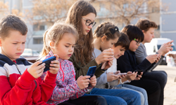 TBMM'de kabul edildi: 15 yaş altına sosyal medya yasağı