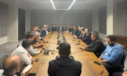 Başbakan Ünal Üstel: Düzenleme yeniden komiteye çekilecek, uzlaşıyla Genel Kurul’a taşınacak