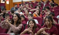 Lefkoşa Belediye Orkestrası “Sanatla Öğreniyorum: Ellerimiz Konuşuyor” projesi devam ediyor