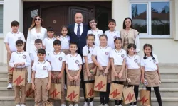 Ali Murat Başçeri, öğrencileri kabul etti: Sizler, büyük Türk milletinin birer ferdisininiz