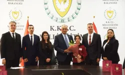 Çavuşoğlu, 48. TRT Uluslararası 23 Nisan Çocuk Şenliği’ne katılacak öğrenci ve öğretmenleri kabul etti