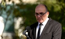 Benan, Güney Kıbrıs’ta bayrak yakılmasını kınadı: Sorumlular hesap vermeli