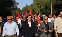Lefkoşa’da iki toplumlu 1 Mayıs: Ortak mücadele mesajı
