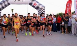 İskele Sahilinde büyülü gece: “Zagidas Moonlight Run” Gençlik ve spor aşkıyla ışıldadı