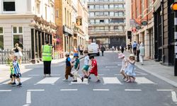 Londra’da okul çevrelerinde araçlara yeni kısıtlama geliyor