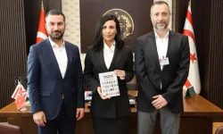 “Kuzey Kıbrıs’ta Yolsuzluk Algısı” raporu Fazilet Özdenefe’ye sunuldu