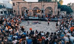 34. Uluslararası Gazimağusa Çocuk ve Gençlik Festivali’nde renkli festival yürüyüşü