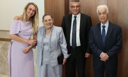 Cumhurbaşkanı Tufan Erhürman ve eşi, Derviş Eroğlu ve eşiyle görüştü