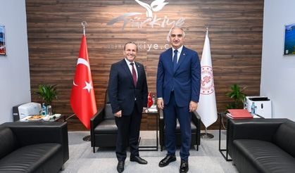 Ataoğlu, Türkiye Kültür ve Turizm  Bakanı Ersoy ile bir araya geldi