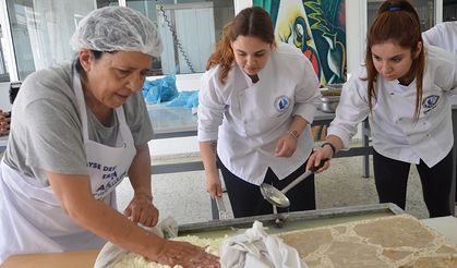 Hellim, nor ve gulliri   çörek yapımını öğrendiler