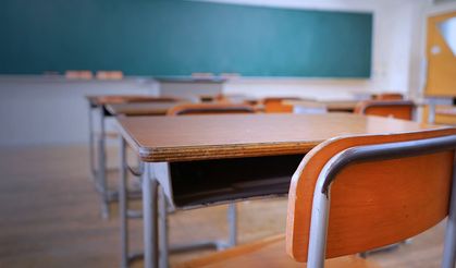 “Okullarda başörtüsünün serbest bırakılması, çocukların sağlıklı gelişimini engelleyecek"