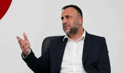 Çeler’den Arıklı’ya sert tepki: “Kendi toplumunun çıkarlarına odaklan”