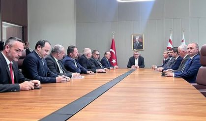 Ünal Üstel ve tüm Bakanlar, Cumhurbaşkanlığı'nda Erhürman ile görüşüyor